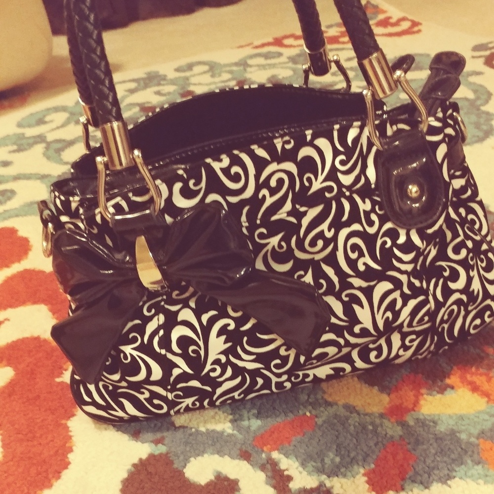 Black and white purse